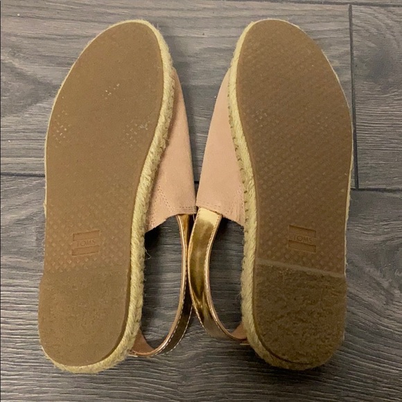 New Toms sandals - Picture 4 of 4